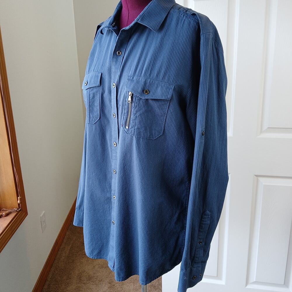 Rock & Republic Blue Cotton Button Up Shirt Mens XL long roll tab sleeves R&R - Picture 2 of 15